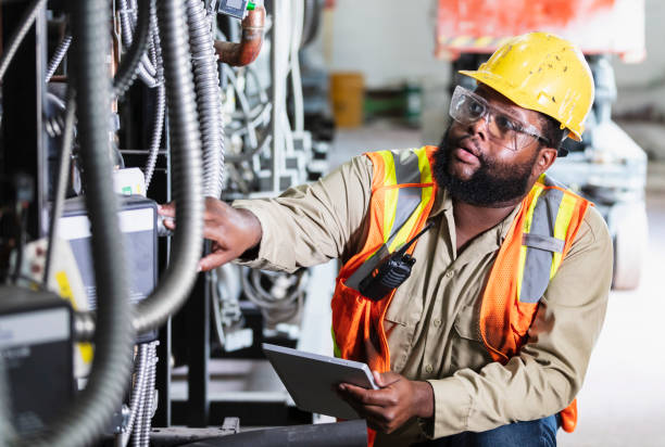 Best Affordable Emergency Electrician  in North Puyallup, WA